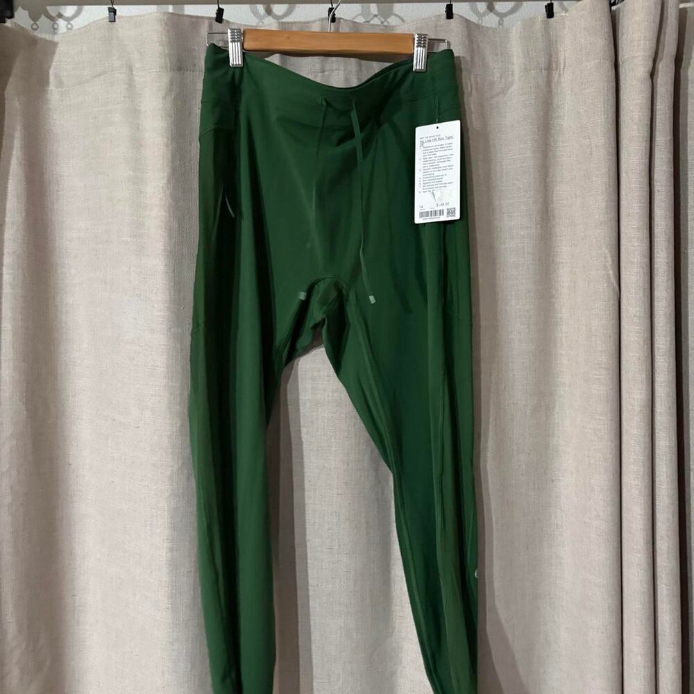 Green lululemon no line high rise